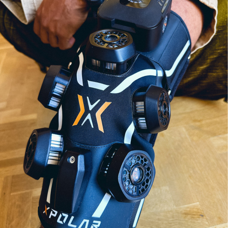 Wellbeinn XPOLAR Knee Brace