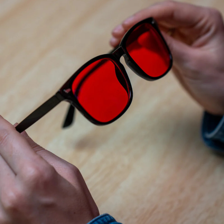 Wellbeinn Red Horizon Glasses